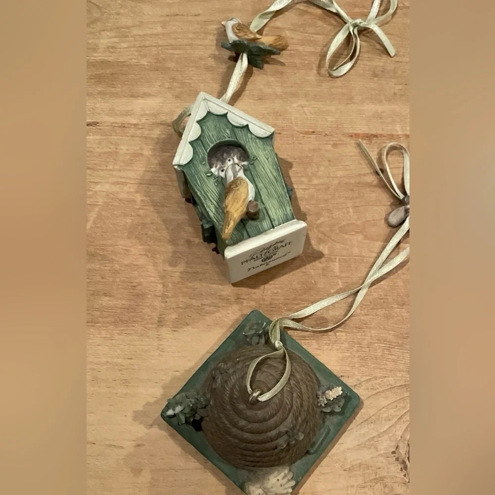 Pfaltzgraff Naturewood Decor figurines ornaments birdhouse beehive set of 2